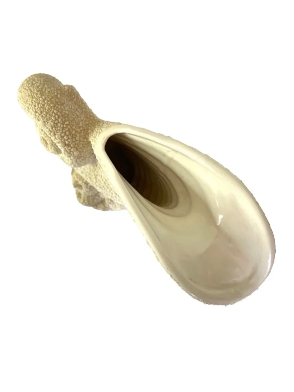 Vintage 1998 Royal Haeger Nautilus Shell Cornucopia Vase Texture Off White 235-4